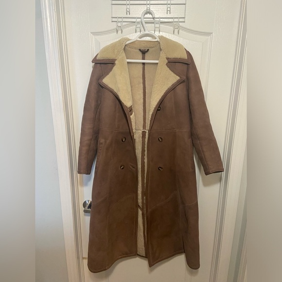 Vintage Women’s Jeno de Paris Shearling coat - Picture 1 of 6